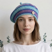 Wiosenny beret damski z antenką ręcznie robiony bawełna uniwersalny