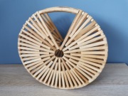 Naturalna bambusowa torebka do ręki koło styl boho