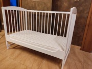 Łóżeczko dziecięce + materac