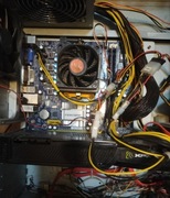FOXCONN A76ML-K + Athlon II X4_640 ( 4 x 3,0 GHz )