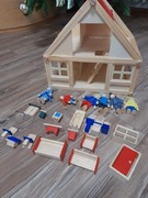 Domek dla lalek drewniany w stylu Montessori
