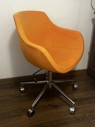 Fotele HAY pomarańczowe Moma Studio AAC 155