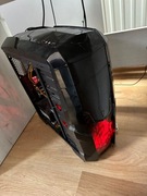 Komputer gamingowy z całym zestawem do grania 