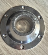 Gniazdo mocowania nogi stołu do blatu