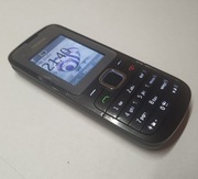 Telefon komórkowy Nokia  C1 z oryginalną ładowarką i słuchawkami 