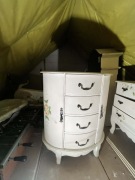 Zestaw mebli recznie malowane