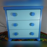 Komoda dziecięca z Ikei Mammut.