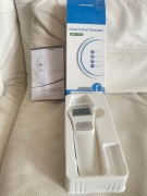 Bezdotykowy termometr czołowy MPV Medical na podczerwień (model FT-100C)