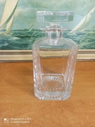 Elegancka karafka do whisky z kryształowego szkła – klasyczny design