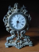 Obudowa do zegara mosiadz azury kobiety twarze na podporce