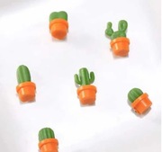 Magnesy na lodówkę kaktusy 60 sztuk (10 zestawów po 6 sztuk)