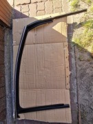 Listwy ozdobne Golf Sportsvan CHROM zgarniająca