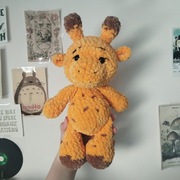 Żyrafa na szydełku pluszak zabawka safari