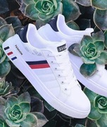 Białe sportowe buty do sukienki lub legginsów 40 25,5 cm