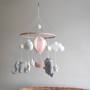 Karuzela do łóżeczka z filcu, handmade baby mobile
