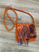 Mała torebka z filcu pomarańczowa Kirgistan