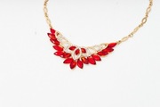 Złoty naszyjnik Fashion Jewelry z czerwonymi kryształkami – elegancki