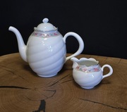 Komplet Freiberger Porzellan – dzbanek + mlecznik, porcelana vintage Niemcy
