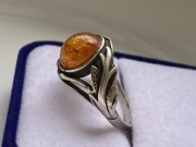 Stary srebrny pierścionek z bursztynem vintage retro srebro PRL burszty 19
