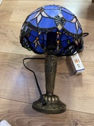 lampa stołowa w stylu Tiffany
