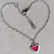 Delikatna bransoletka serce 