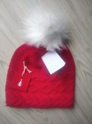 Czerwona Świąteczna Czapka Podarunkowa