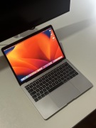 Macbook Pro 13 2017 *bdb stan* uszkodzona taśma matrycy