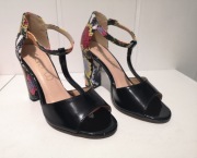 Czarne sandały skórzane Casu 35