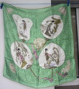 Triangle jedwabna apaszka vintage