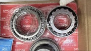 Łożyska tylnego mostu Spicer Jeep Wrangler Jl komplet