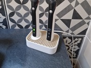 Stojak / Organizer na 2x Szczoteczki Oral-B + Miejsce na Ładowarkę.