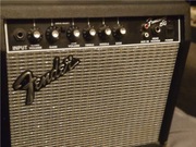 Fender Frontman 15 G