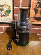 Sokowirówka Milla Home MJM400