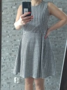 Sukienka elegancka roz S