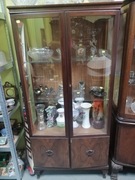 Stara drewniana witryna