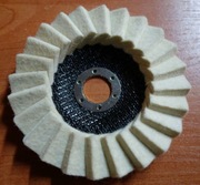 Tarcza Ściernica filcowa wachlarzowa 125 polerska
