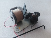 Elektromagnes z cewką z cięgnem do gramofonu Unitra Fonica GS-464, GS-461