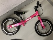 Frog tadpole rowerek biegowy różowy