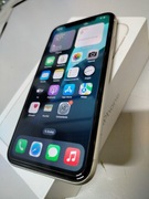 iPhone 11 + kabel + pudełko 