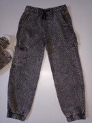 Chłopięce spodnie szare jeansy r 128 Sinsay