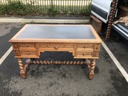 Biurko,biuro neorenesansowe z XIX wieku