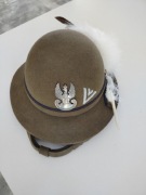 Kapelusz wojskowy podhalański, 417a/mon, stan bdb, obszyty, rozmiar 56