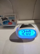 Zegar z wyświetlaczem, budzik