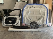 Uszkodzone części bmw g20 g21 g28 drzwi maska szyba kierownica próg felga