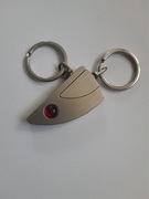 Ciekawy brelok do kluczy zespolony 2w1