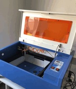 Nowe urządzenie grawerująco wycinające - laser