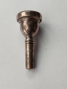 Ustnik do Trabki 12 CT w dobrym stanie sygnowany