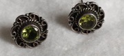Stare srebrne kolczyki z zielonym kamieniem 