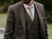 Męski garnitur/ 100% wełna / zielony / r. S