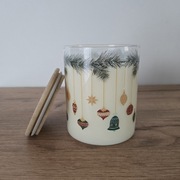 Świeca sojowa w szkle o zapachu piernika